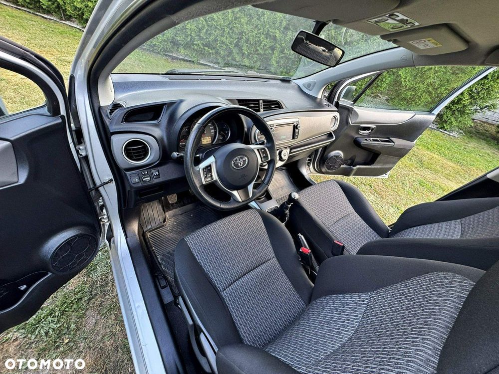 Toyota Yaris 1.33 VVT-i Edition 2014 - 18