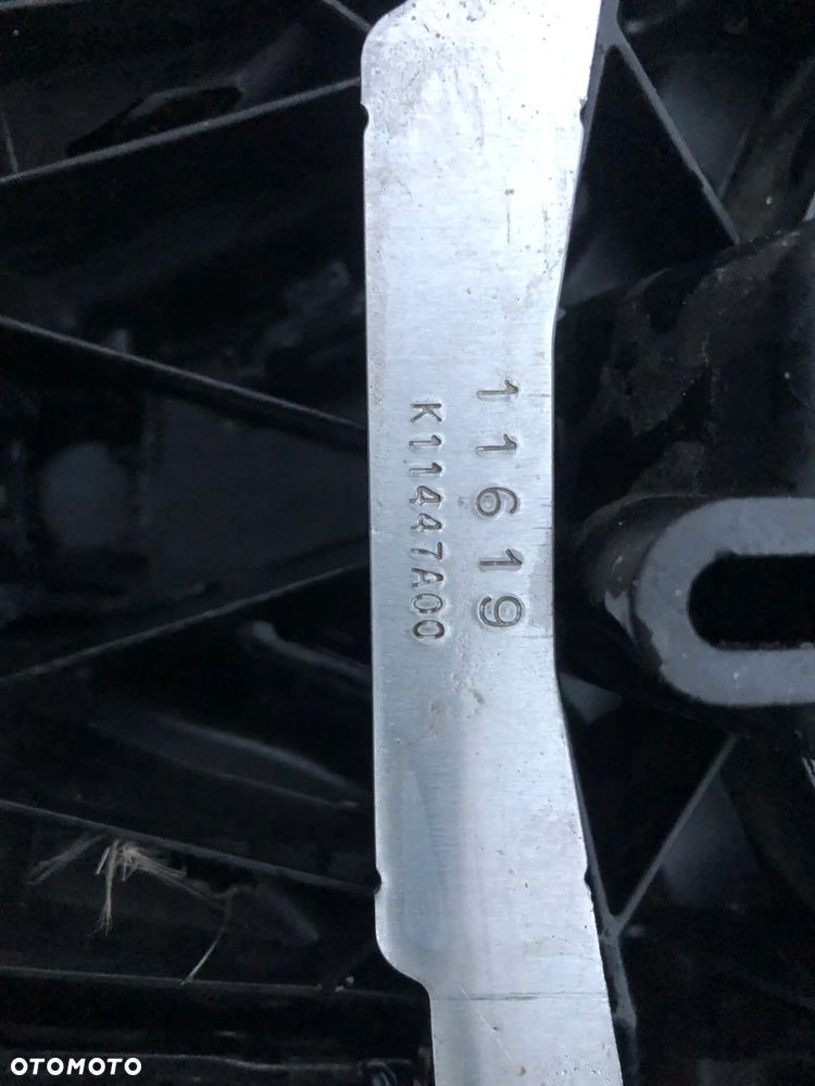 BMW X5 G05 ŻALUZJA ROLETA KIEROWNICA WLOT POWIETRZA ZDERZAKA PRZÓD 5A29C42 - 5