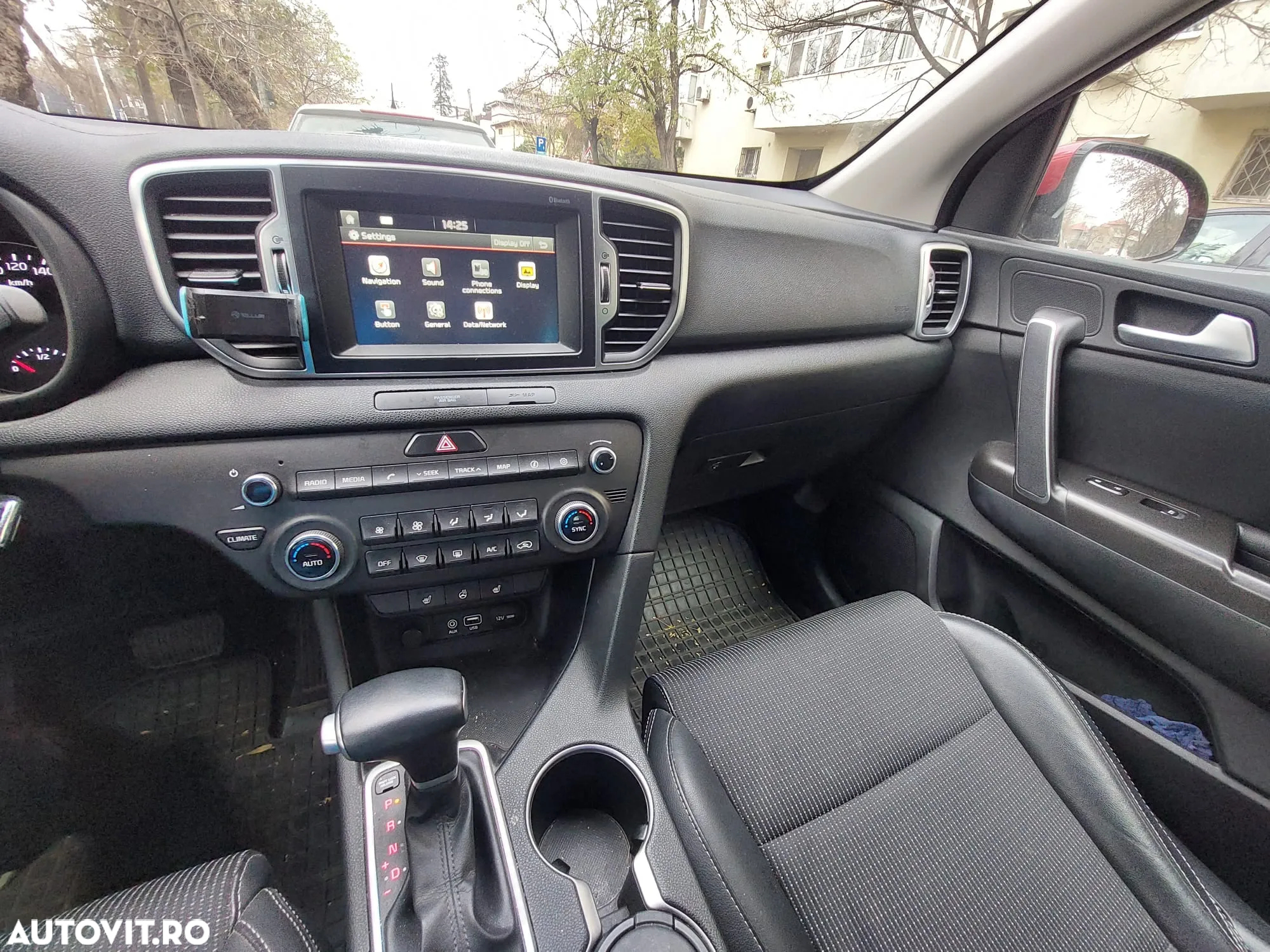 Kia Sportage 2.0 DSL 6AT 4x4 Style - 5