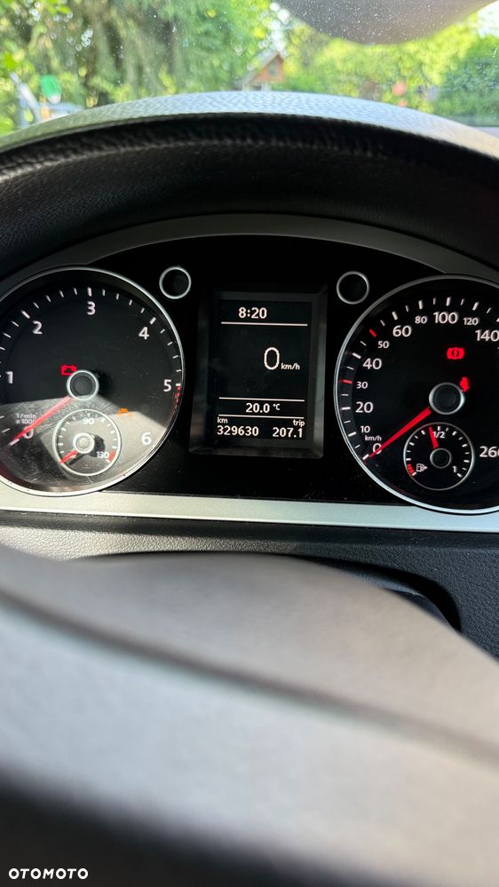 Volkswagen Passat 2.0 TDI DPF Comfortline - 8