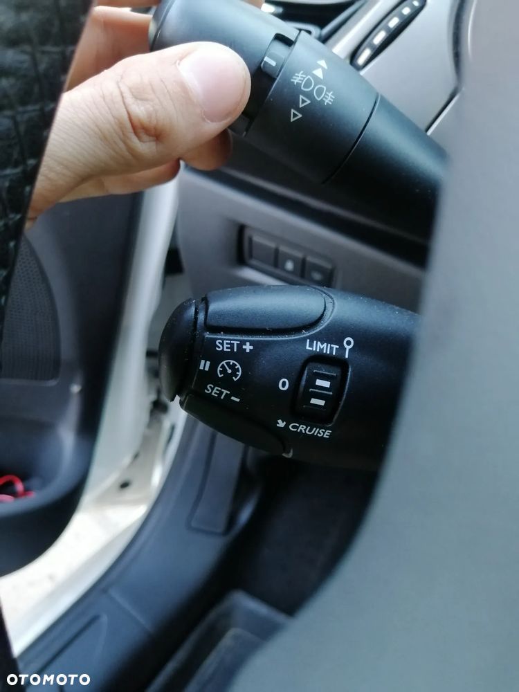 Citroën C3 1.6 HDi Exclusive - 17