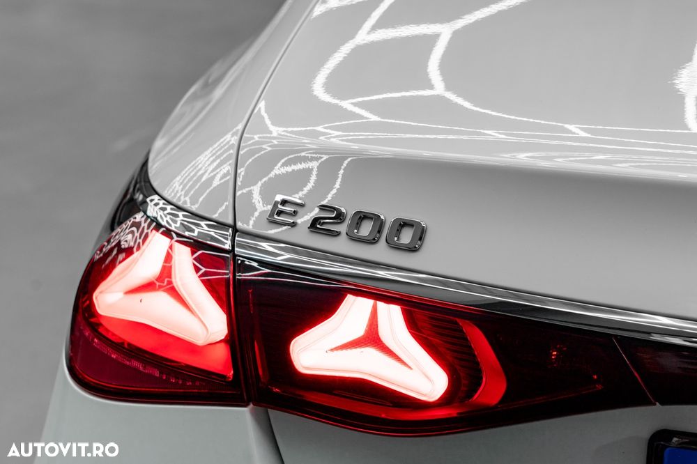 Mercedes-Benz E 200 9G-TRONIC Edition AMG Line - 5