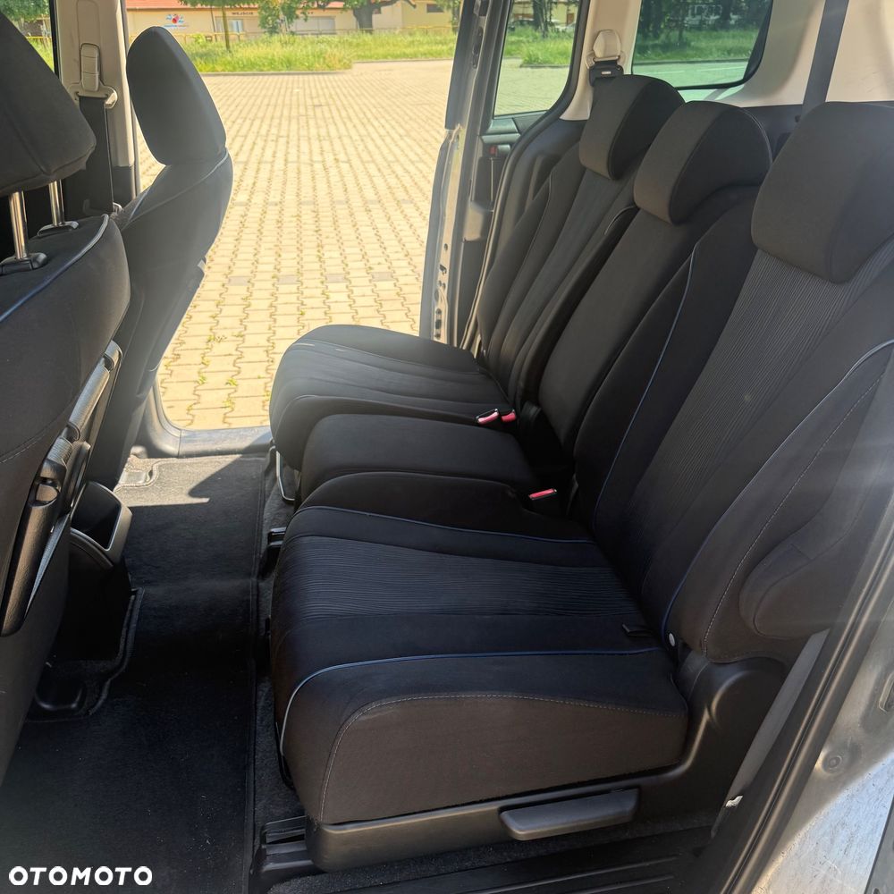 Mazda 5 1.6 CD Navi + - 9