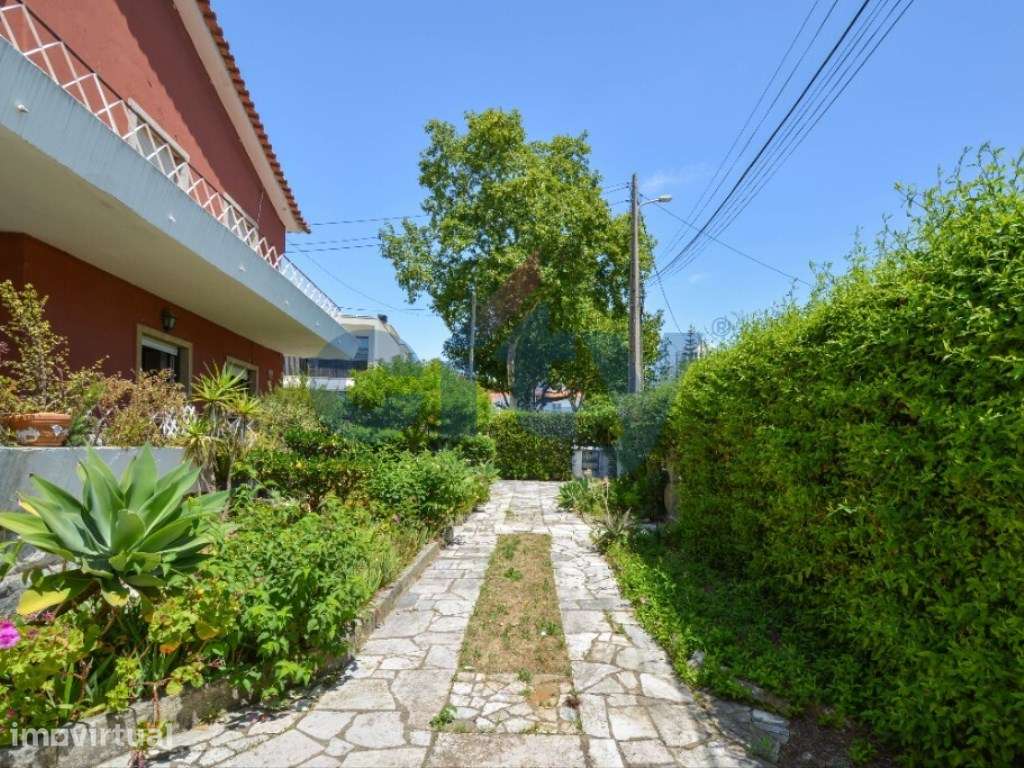 Andar de Moradia a 600 Metros da Praia - São João do Estoril - Grande imagem: 4/37