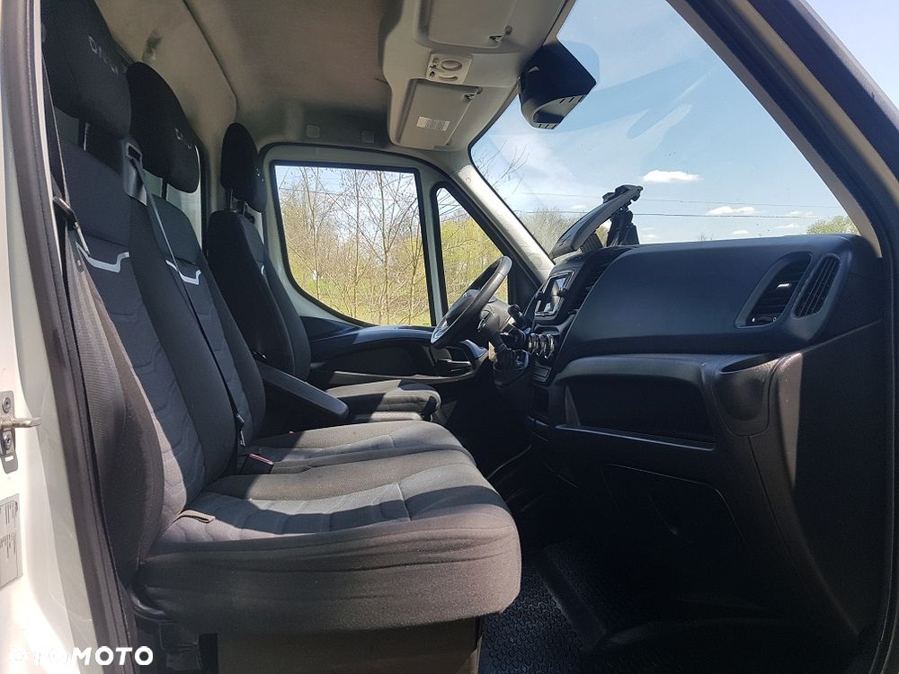 Iveco DAILY - 15