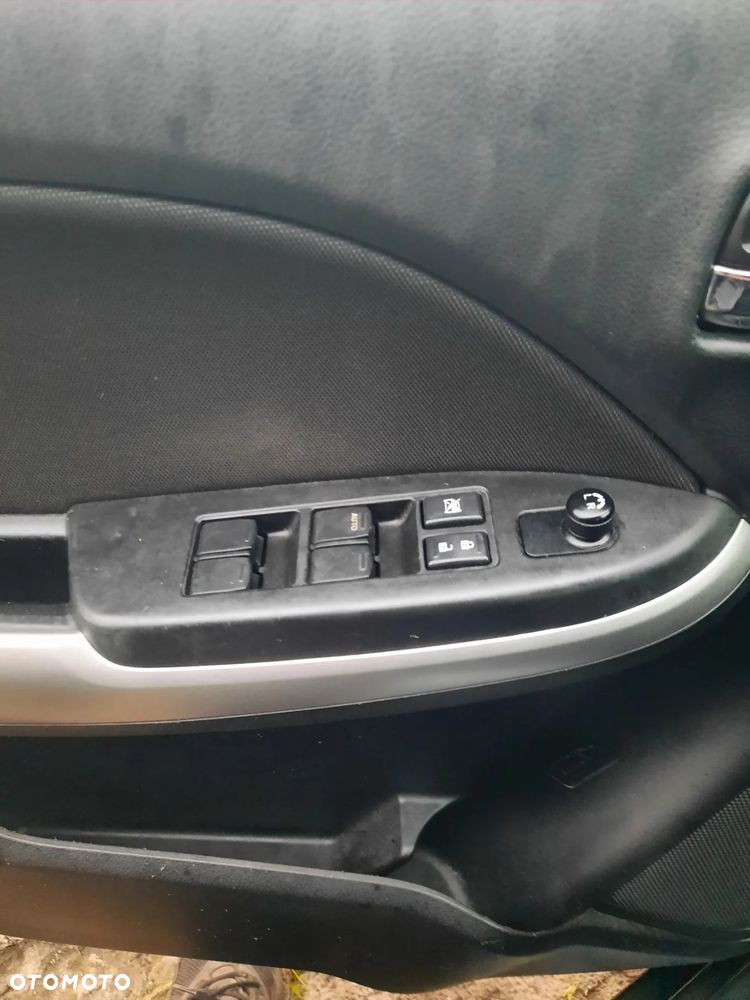 Suzuki Baleno 1.2 Dualjet Club - 15