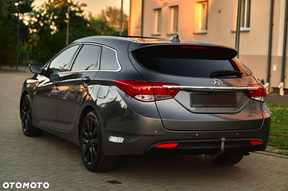 Hyundai i40 Kombi 1.7 CRDi Premium - 9