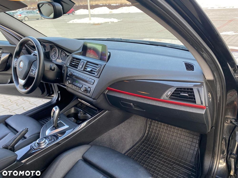 BMW Seria 1 118d Sport Line - 21