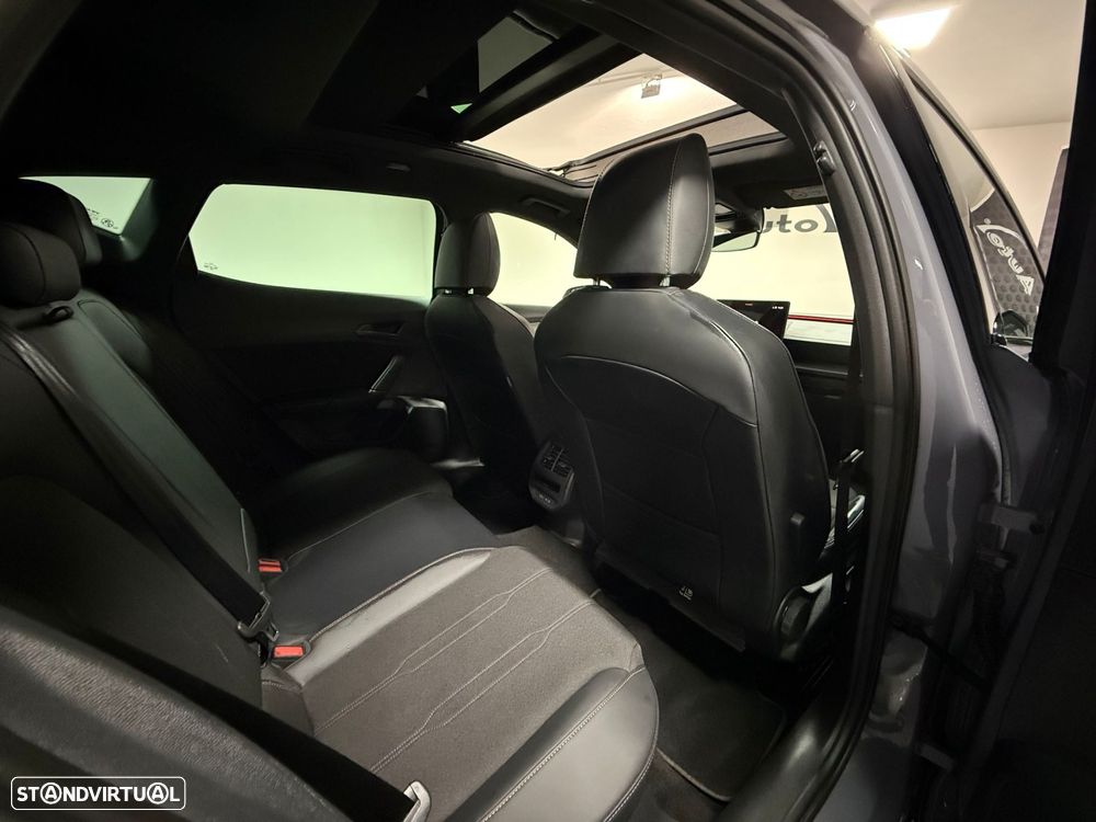 Cupra Formentor 1.5 e-Hybrid DSG - 25