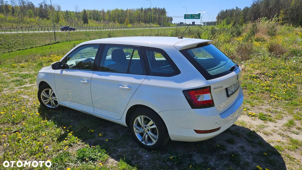 Skoda Fabia 1.0 TSI Ambition - 5