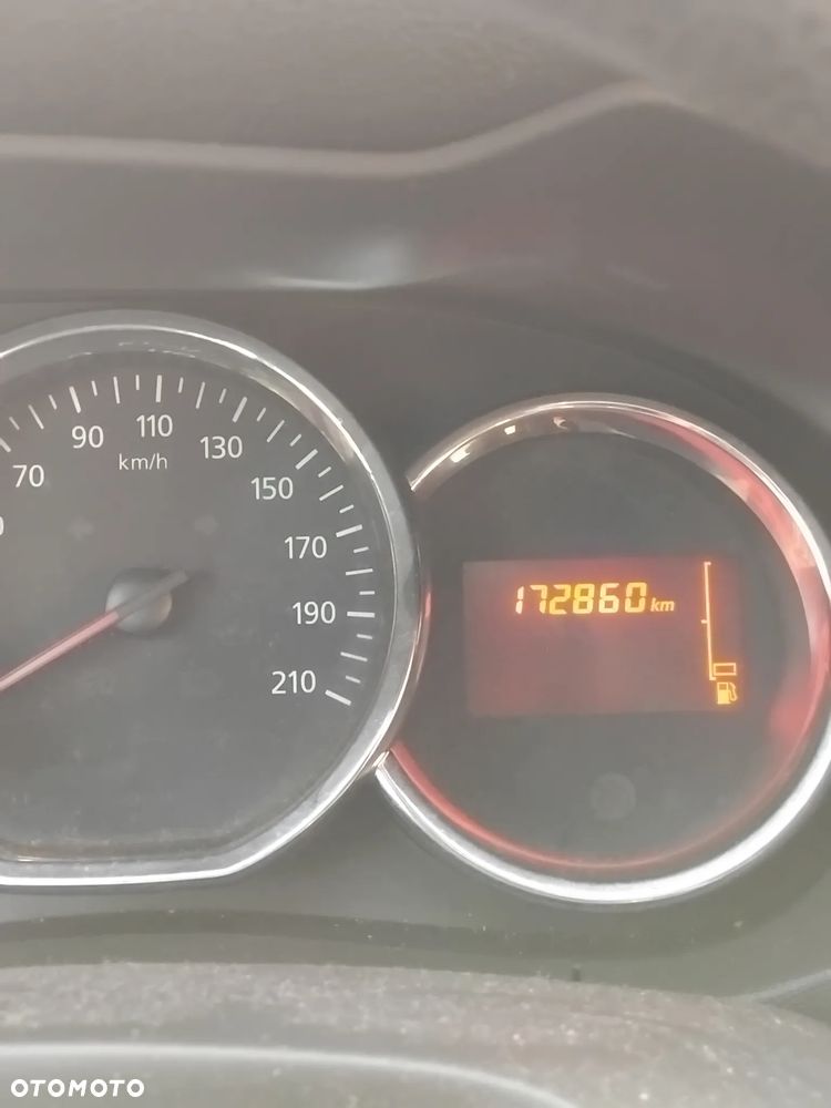Dacia Duster 1.6 - 6