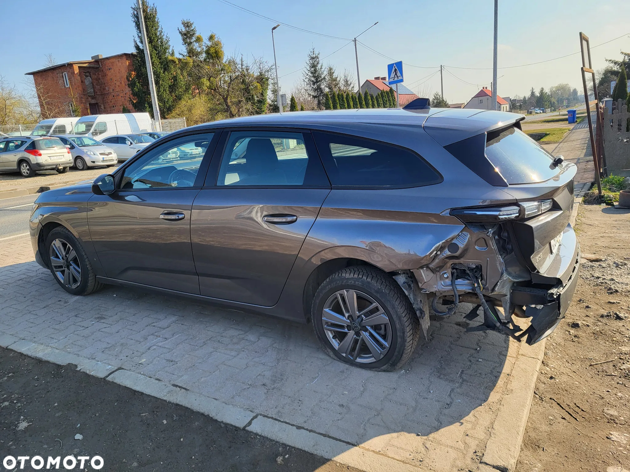 Peugeot 308 1.2 PureTech Active Pack S&S EAT8 - 9