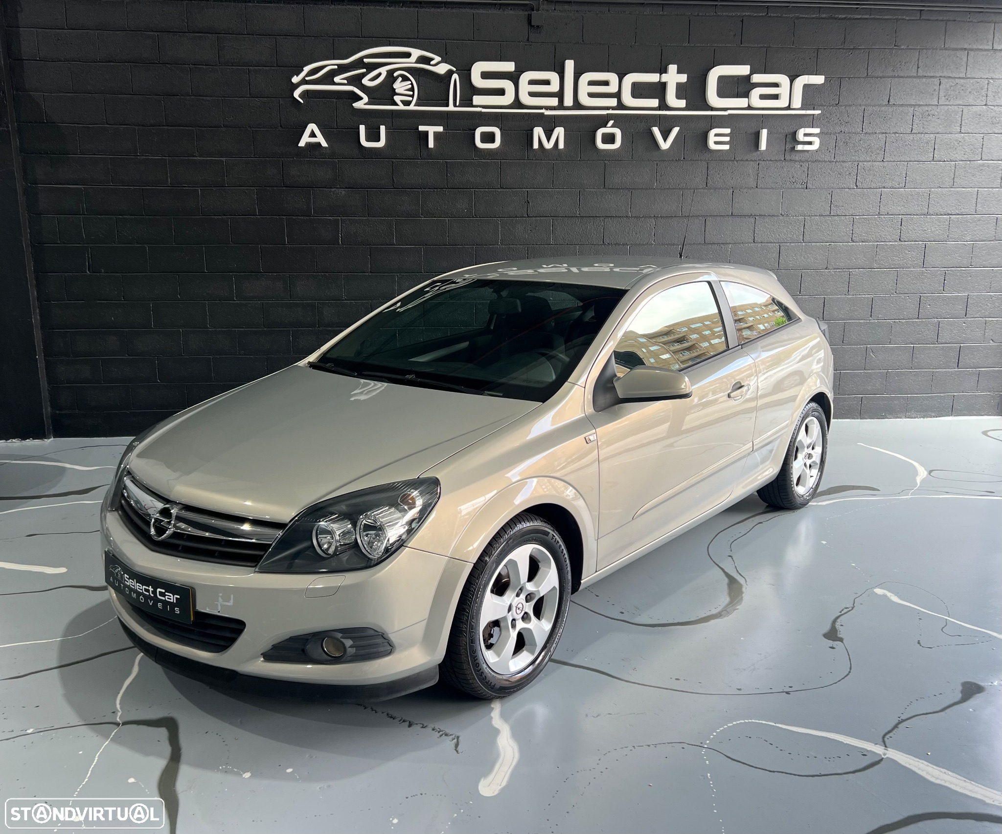 Opel Astra GTC 1.3 CDTi - 2