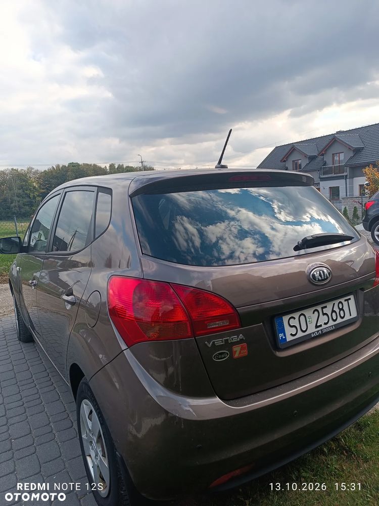 Kia Venga 2014 photo 3