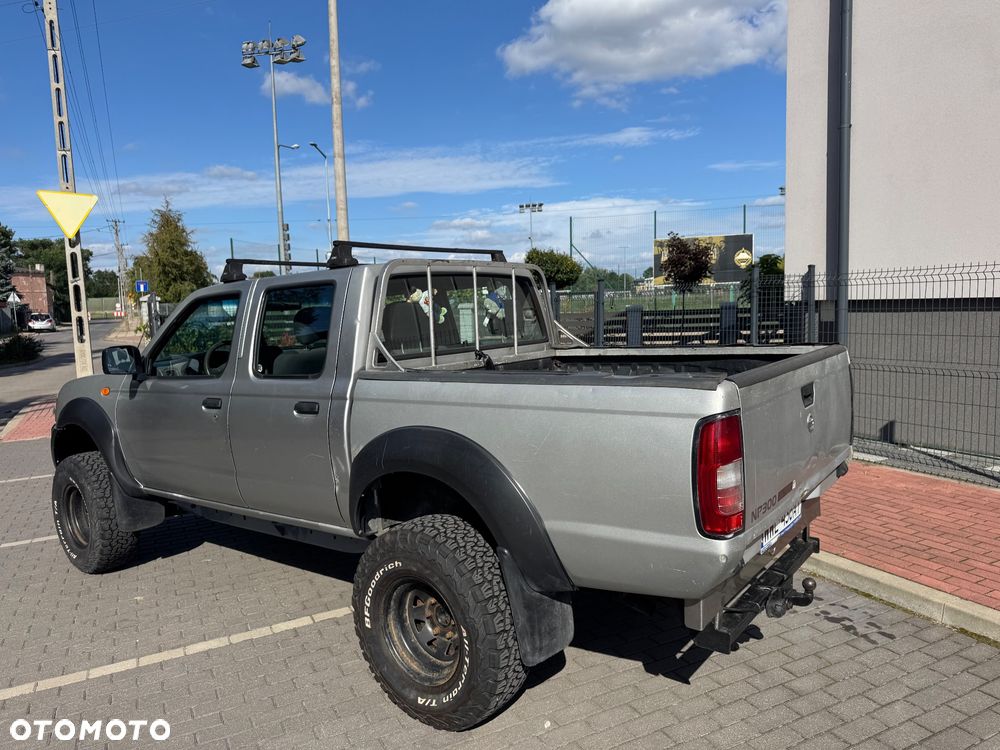 Nissan NP300 Pickup 2.5d DC Base - 6