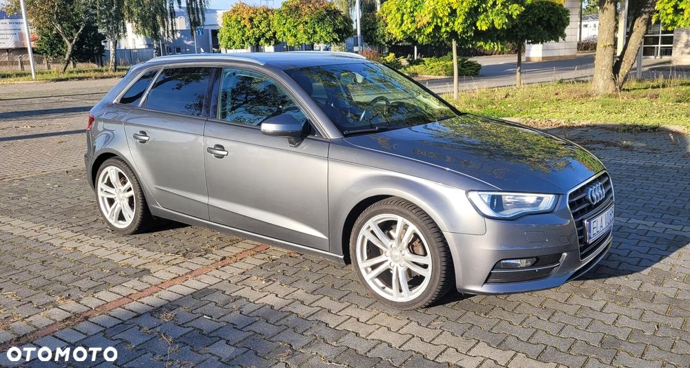 Audi A3 Sportback 2.0 TDI Ambiente - 6
