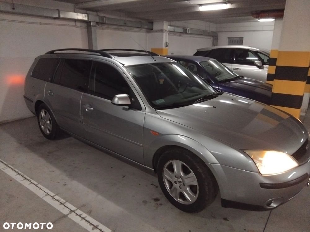 Ford Mondeo 2.0 Ghia - 4