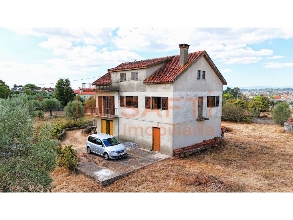 MORADIA ISOLADA T3, COM TERRENO URBANO, EM LAPA DO LOBO - Grande imagem: 3/60