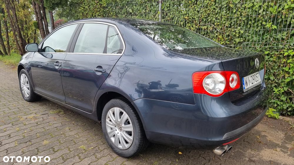Volkswagen Jetta 1.4 TSI Comfortline - 14