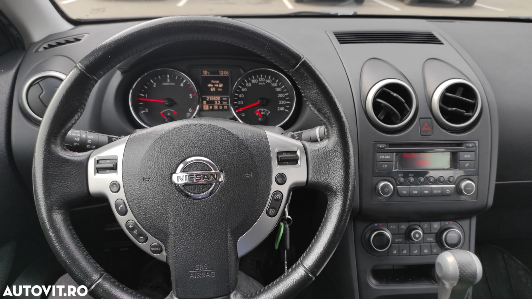 Nissan Qashqai 2.0 DCI DPF 4X4 Acenta SP - 9