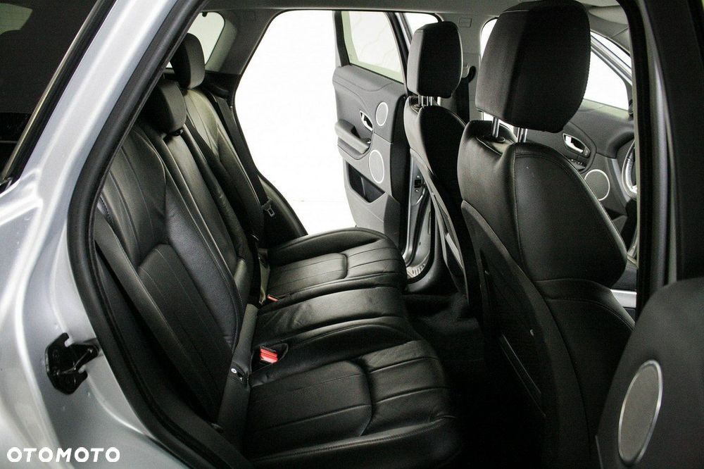 Land Rover Range Rover Evoque - 24