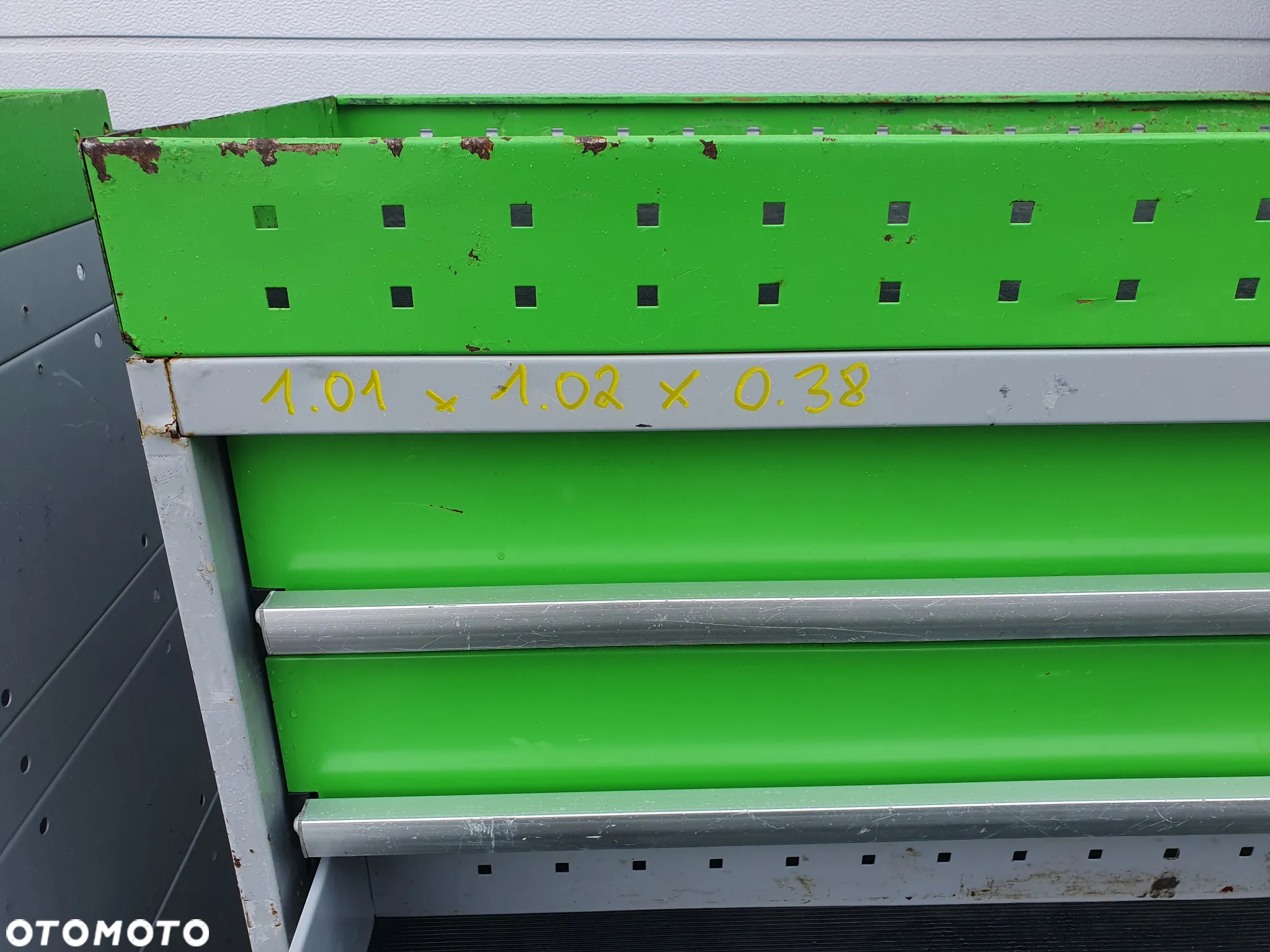Zabudowa warsztatowa na auto dostawcze - 6