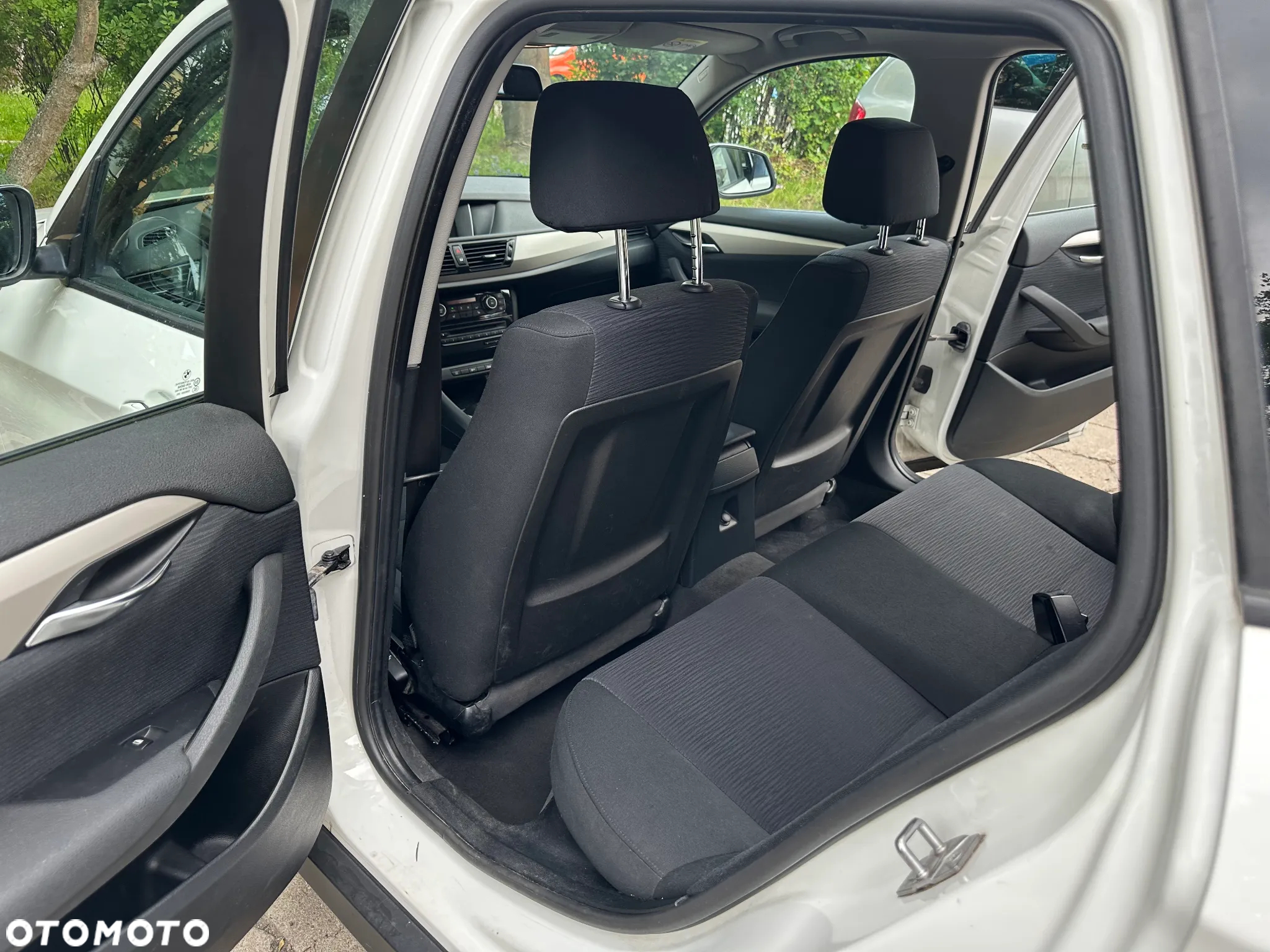 BMW X1 sDrive16d - 14