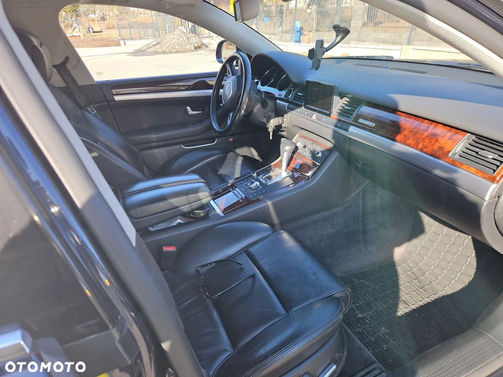 Audi A8 4.2 FSI L Quattro - 9