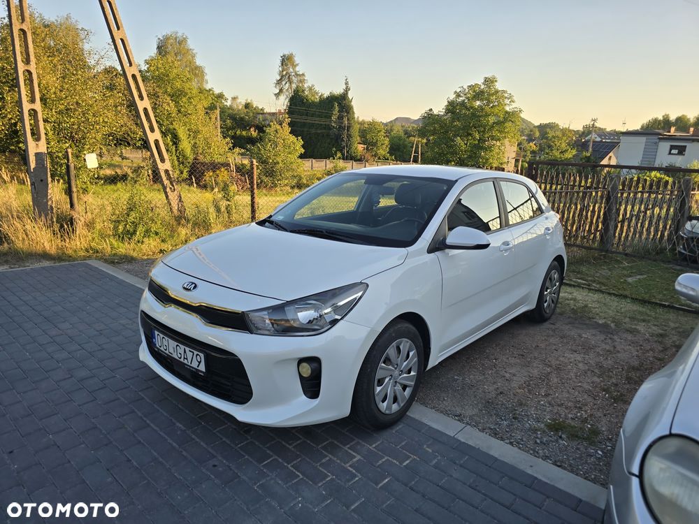 Kia Rio - 2