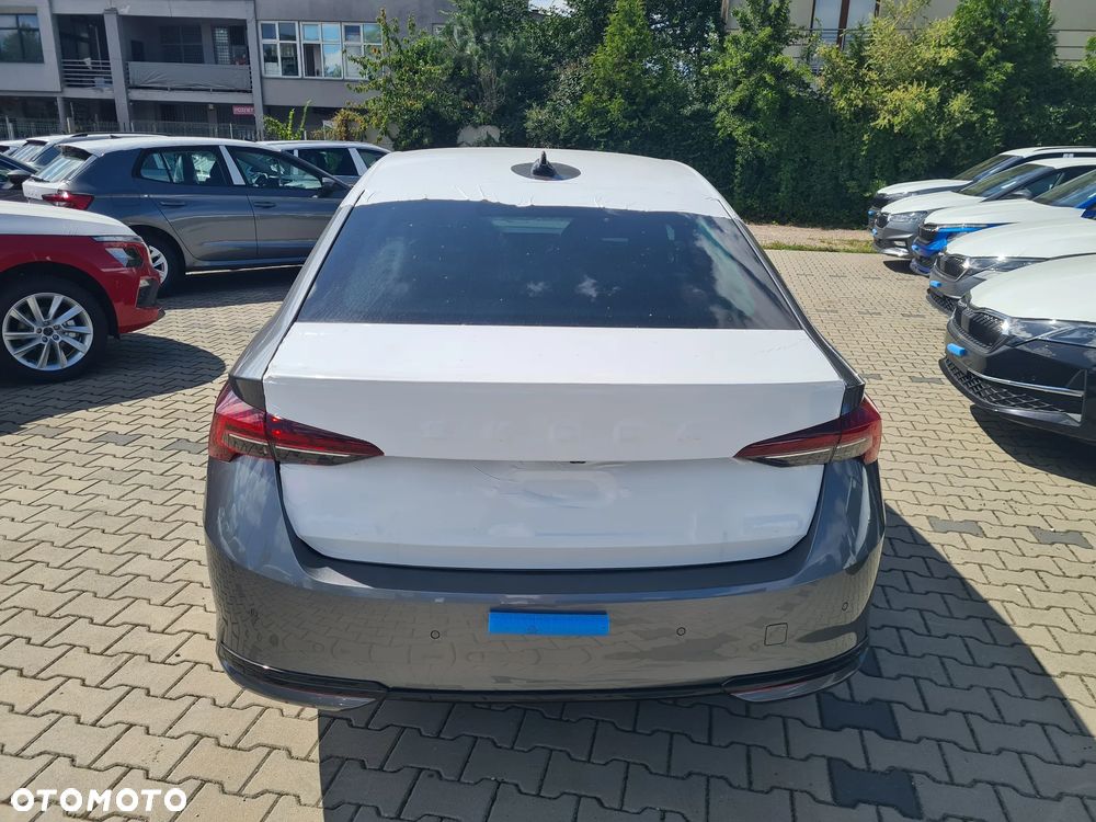 Skoda Octavia 1.5 TSI e-Tec Sportline DSG - 6