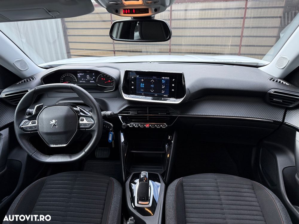 Peugeot 2008 PureTech 130 EAT8 Active - 3