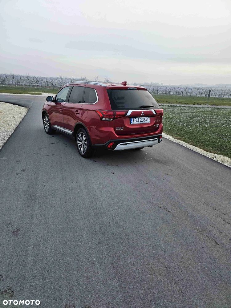 Mitsubishi Outlander 2.0 Intense + 4WD CVT - 1