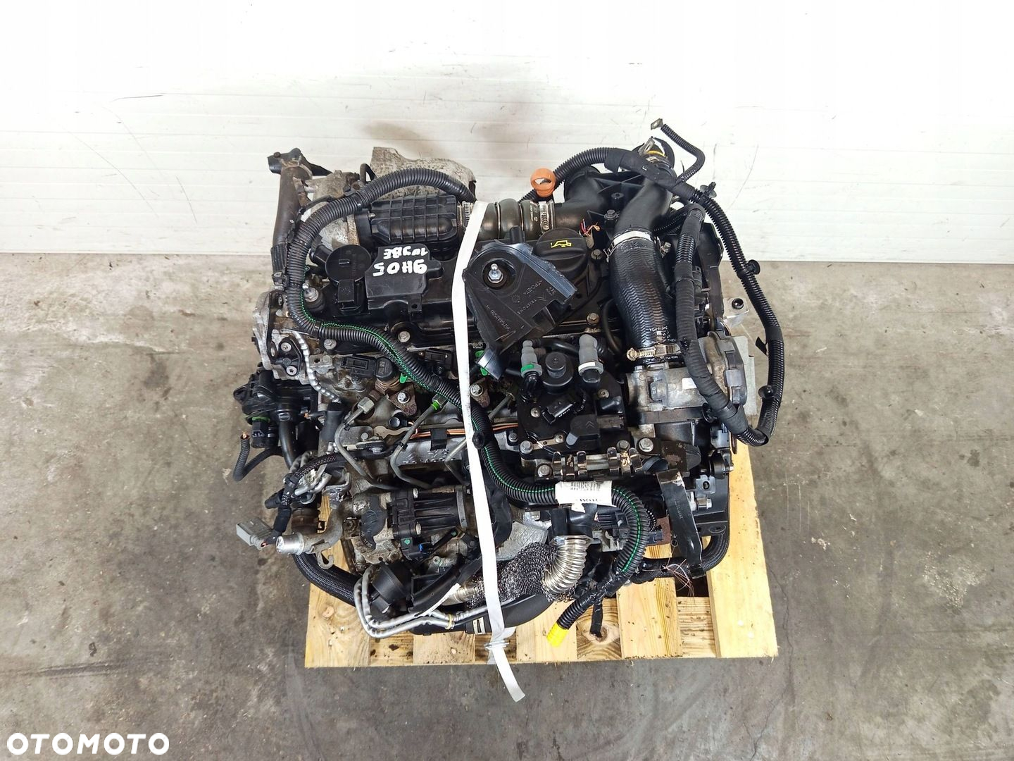 SILNIK KOMPLETNY 9H05 PEUGEOT 308 T7 BERLINGO PARTNER CITROEN C4 1.6 E-HDI - 8