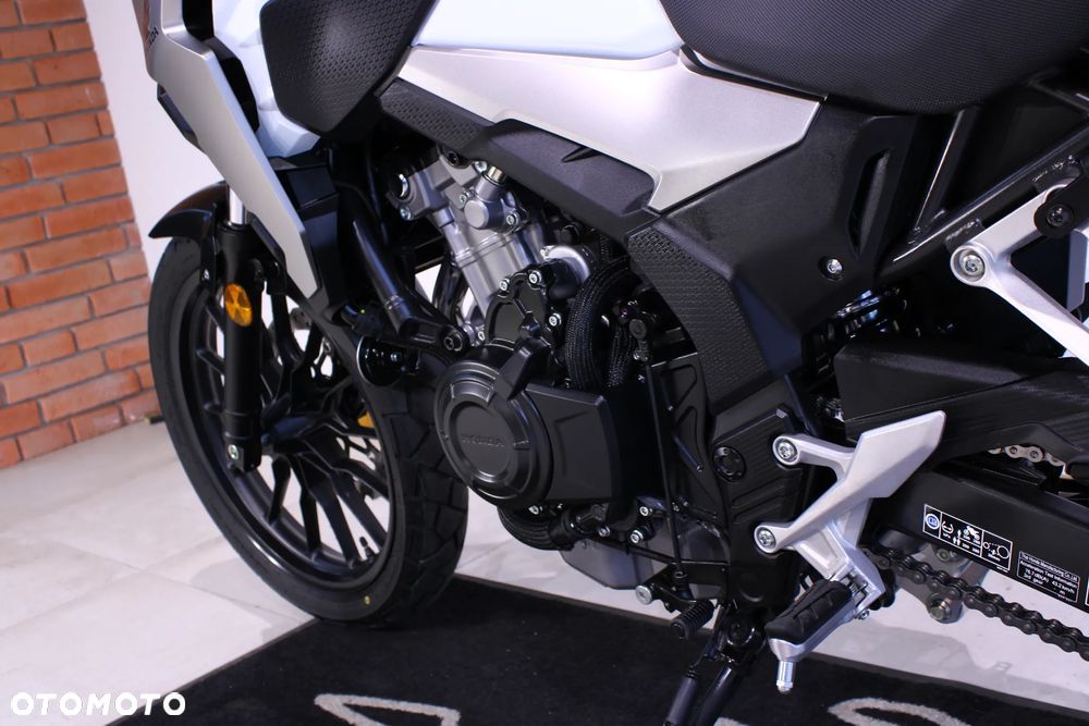 Honda CB - 25