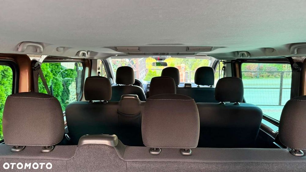 Opel Vivaro - 21