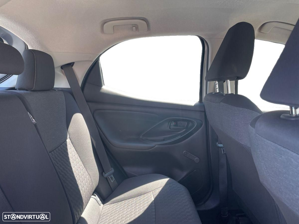 Toyota Yaris 1.0 VVT-i Comfort Plus - 7