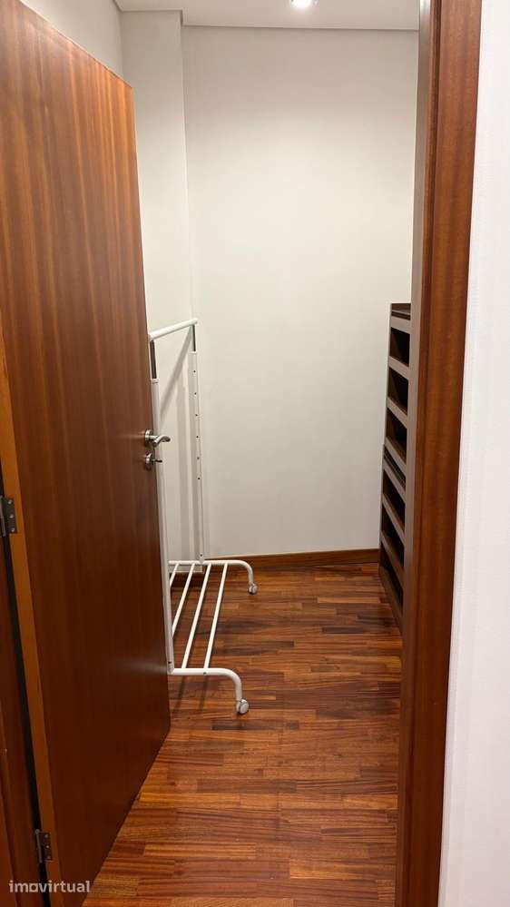 Apartamento T2- Em frente à casa de saúde da Baoavista - Grande imagem: 5/32