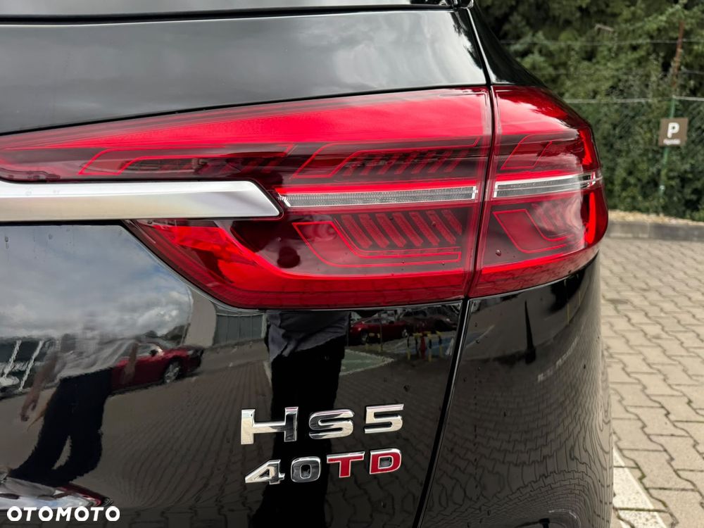 Hongqi HS5 2.0T AWD - 33