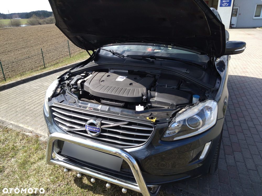 Volvo XC 60 2.4D AWD Summum - 9