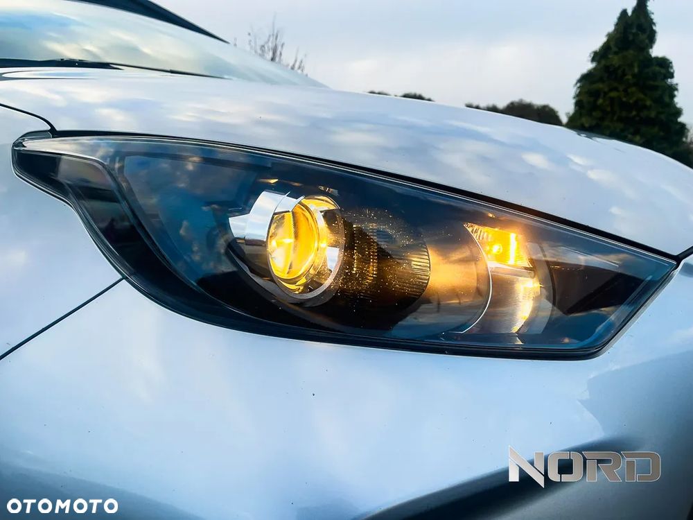 Toyota Yaris Hybrid 1.5 Active - 10