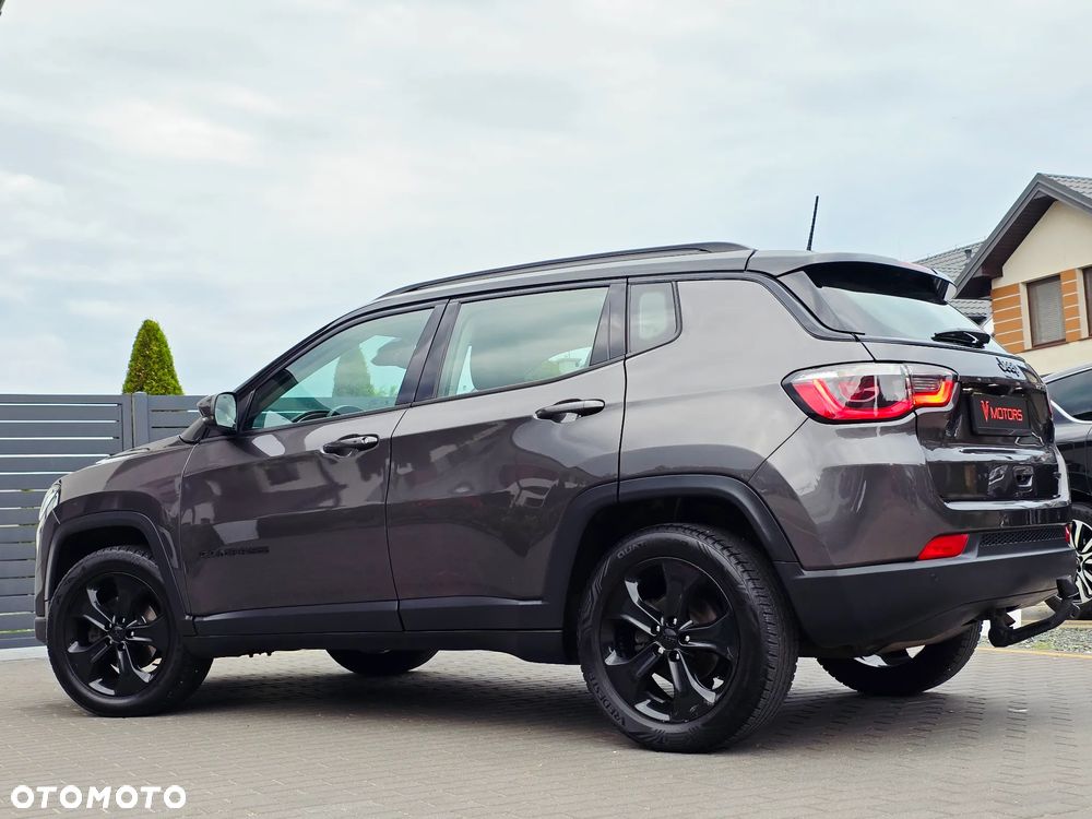 Jeep Compass 1.4 TMair Night Eagle FWD S&S - 32