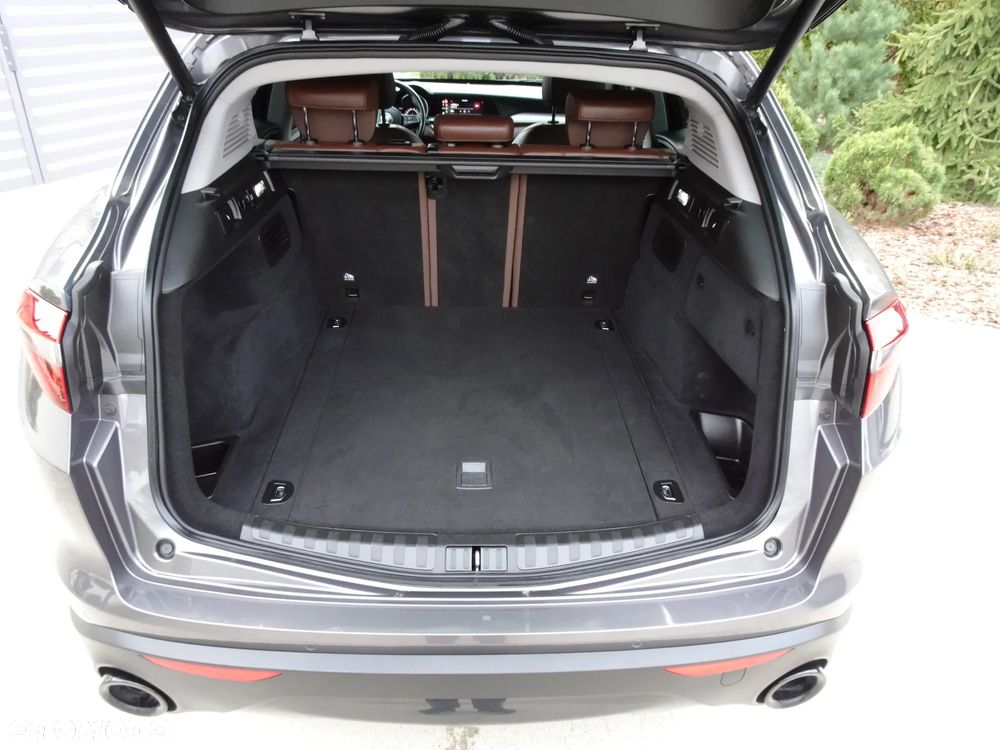 Alfa Romeo Stelvio 2.0 Turbo Sprint Q4 - 10