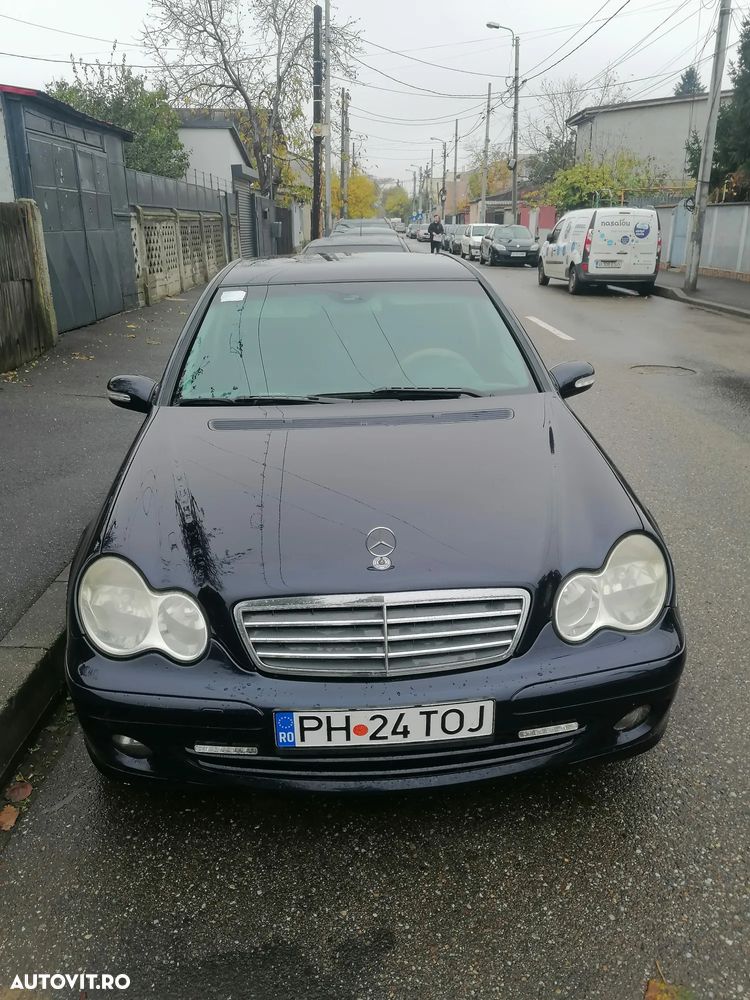Mercedes-Benz C - 4