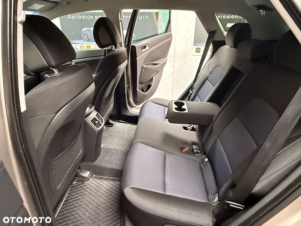 Hyundai Tucson - 8