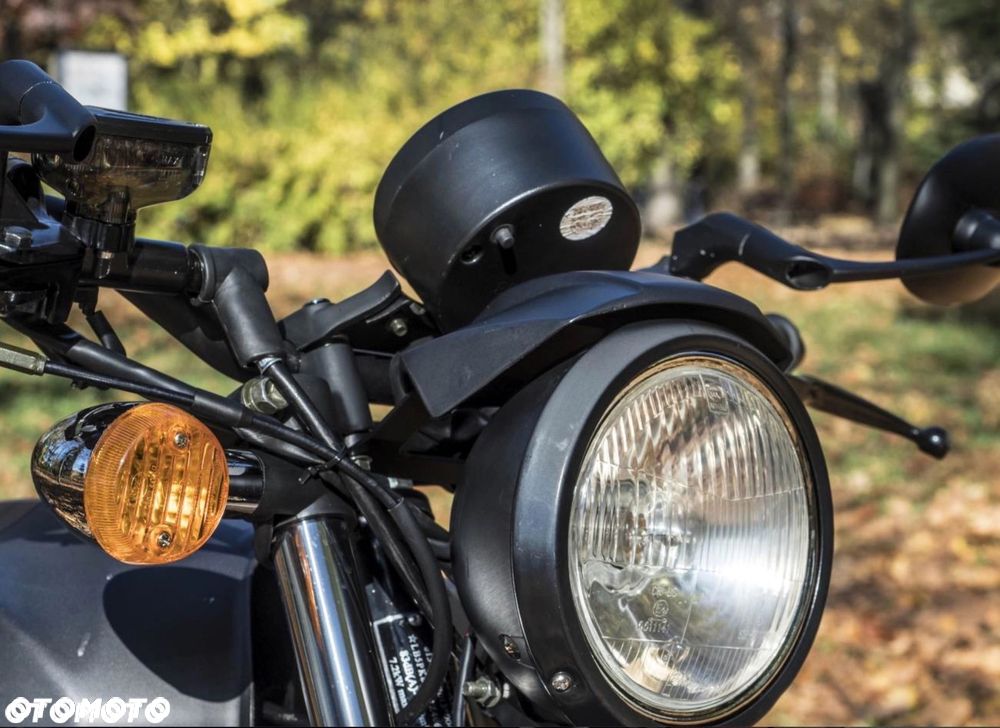 Barton Cafe Racer - 16