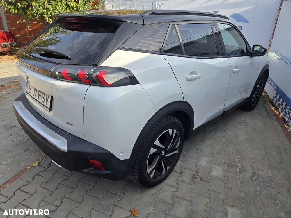 Peugeot 2008 1.2 L PureTech STT EAT8 GT Line - 21
