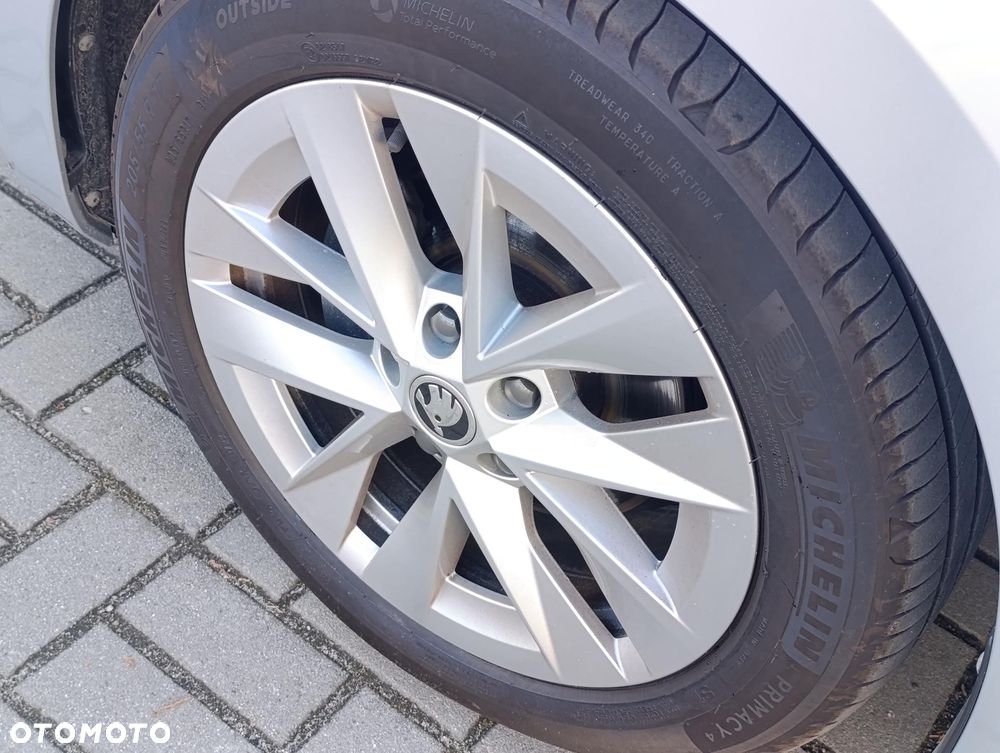 Skoda Octavia 1.5 TSI ACT Ambition - 9