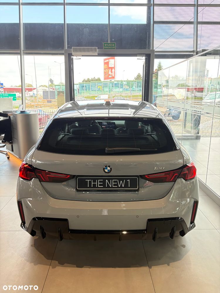 BMW Seria 1 - 12