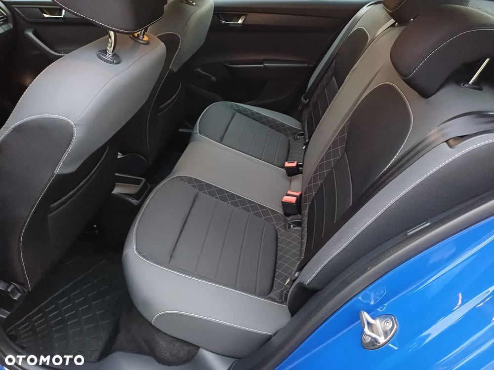 Skoda Fabia 1.0 TSI Ambition - 9