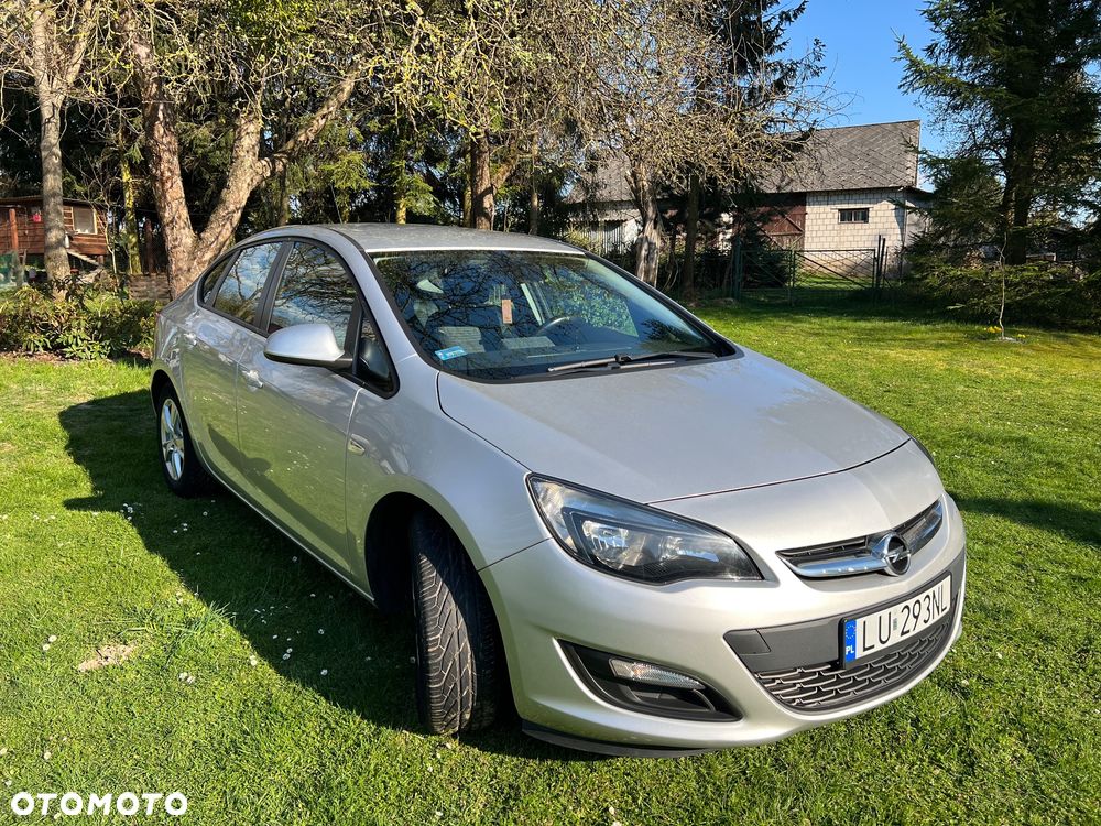 Opel Astra - 10